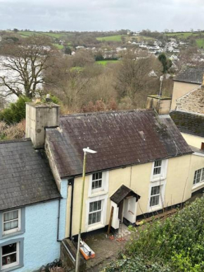 Bryndegwel in Saint Dogmaels, cardigan- river views